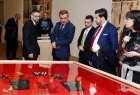 Delegace z Afghánistánu na prohlídce výstavy Afghánistán – zachráněné poklady buddhismu